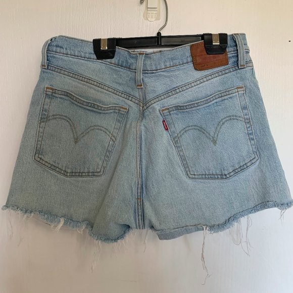 Levi's 501 denim shorts, medium/large - Picture 2 of 3
